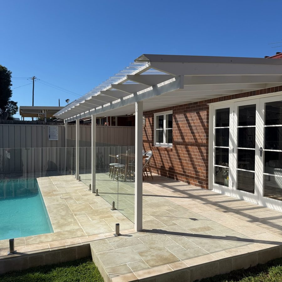 Pergola / covered outdoor area